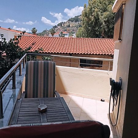 דירות נפפקטוס Zeta ' S House מראה חיצוני תמונה